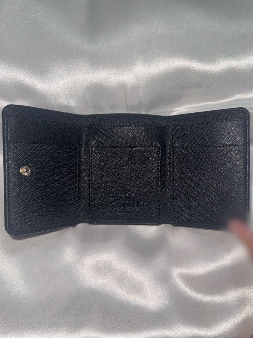 Vivienne Westwood 三つ折り財布 ブラック オーブ 箱付き 美品