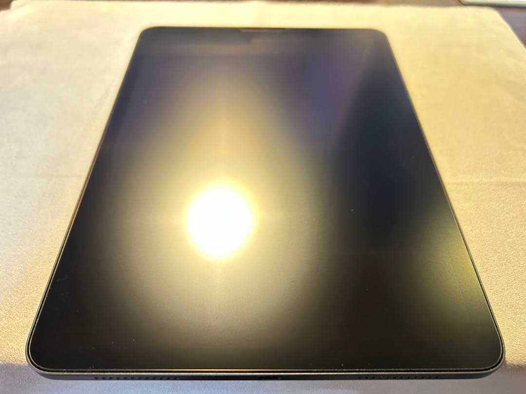 Apple iPad Air 2022(第5世代） Wi-fi 64GB グレイ