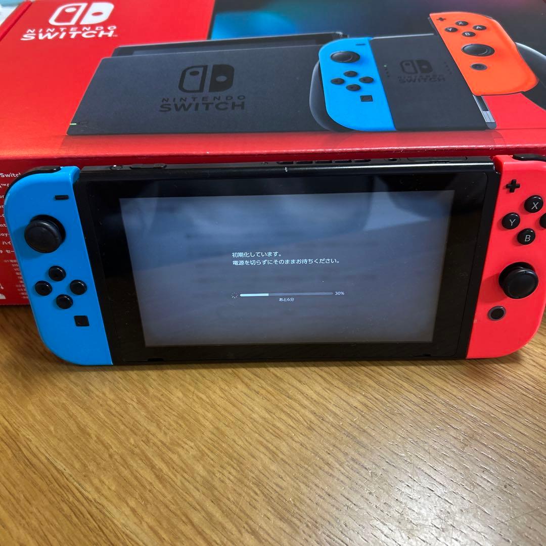任天堂　スイッチ本体