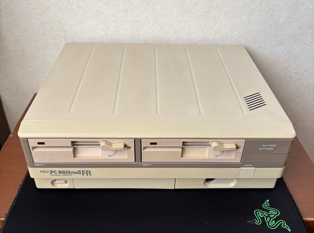 PC-8801mkIIFR 本体とキーボード 動作品