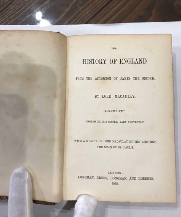 イギリス　アンティーク洋書•革製1697年〜1702年‼️