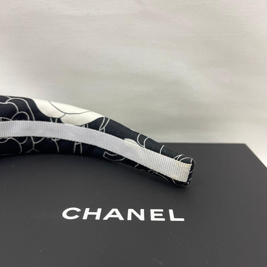 CHANELシャネル★カメリアシルク☆白黒ヘアアクセサリー・カチューシャ