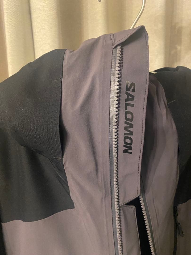【良品、ほぼ未使用】Salomon スノーボードウェア