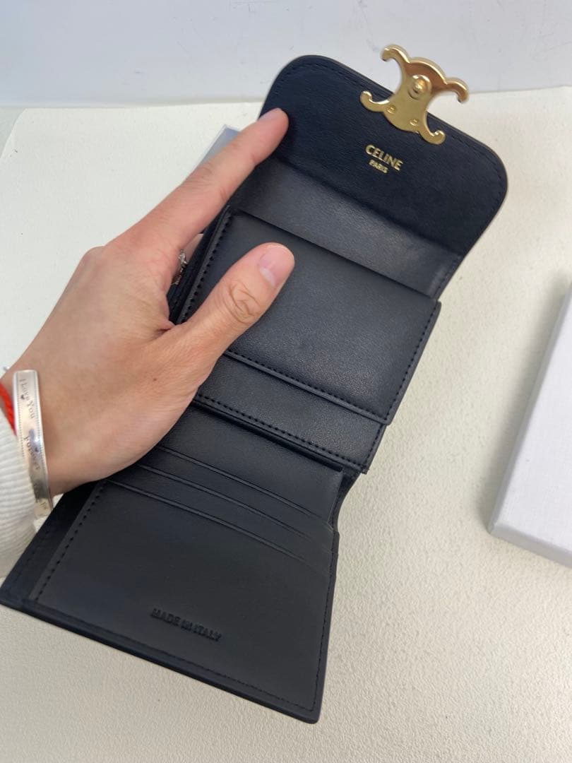CELINE トリオンフ レザー 三つ折り財布 ブラック 中古