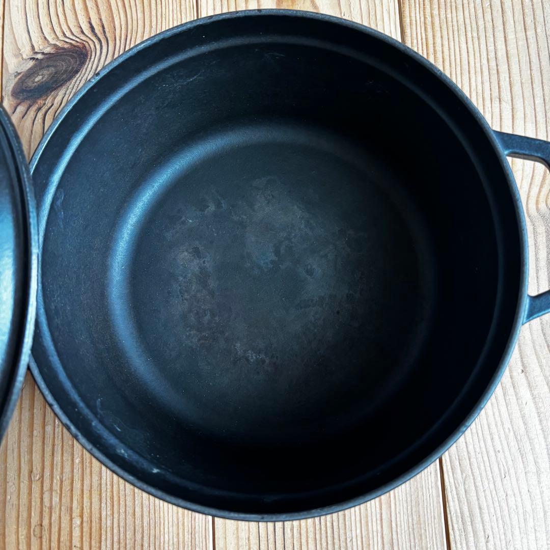 ストウブ Staub ココット ラウンド 24cm　ブラック