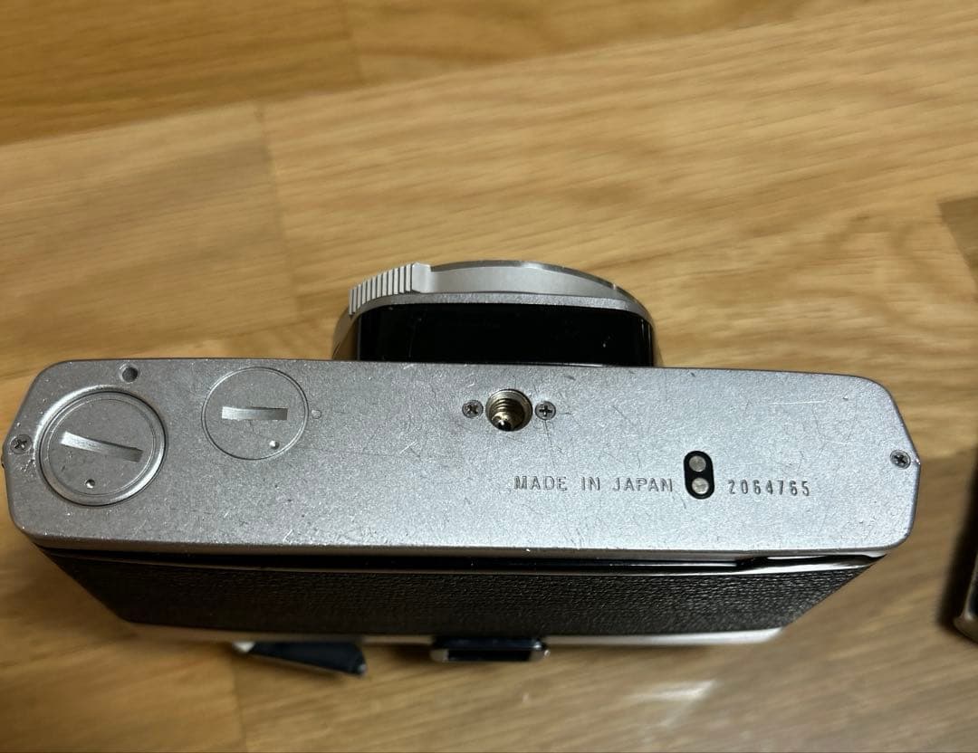 Olympus OM-1 シルバーボディー　プリズム腐食なし