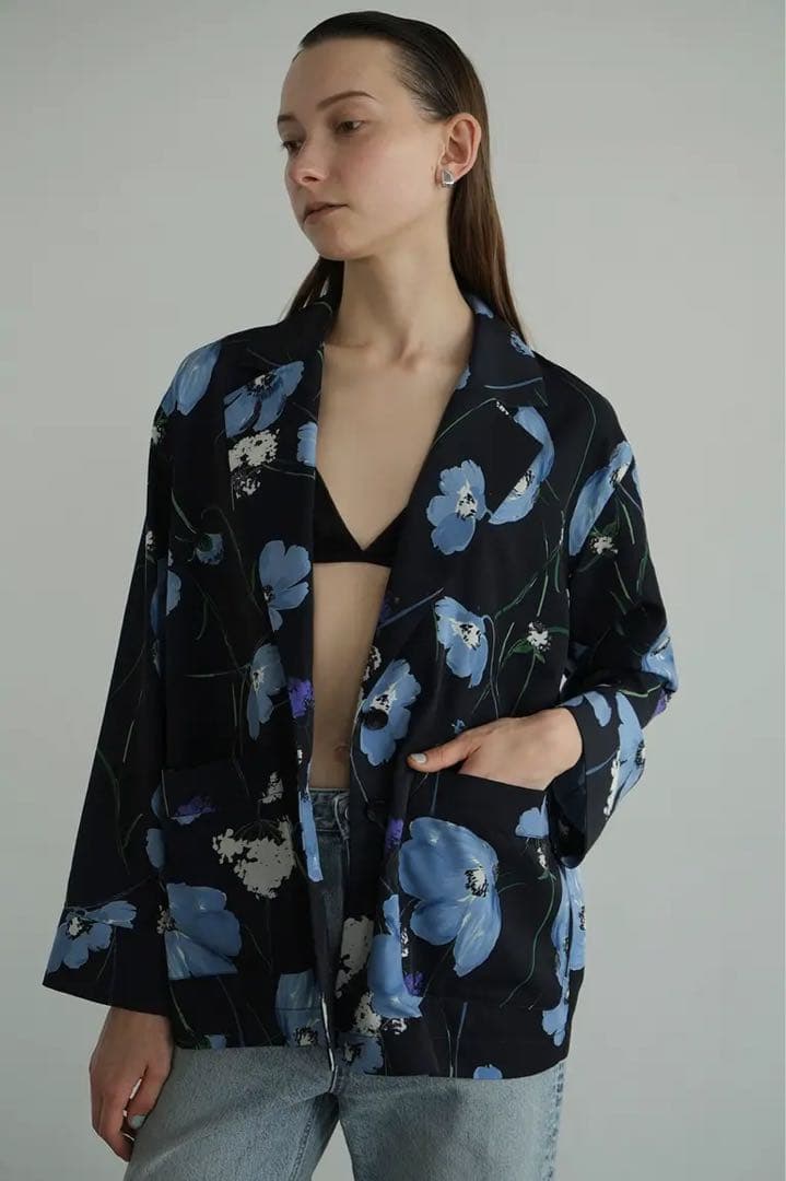 ジャケット・アウター CLANE MULTICOLORED FLOWER SHIRT -