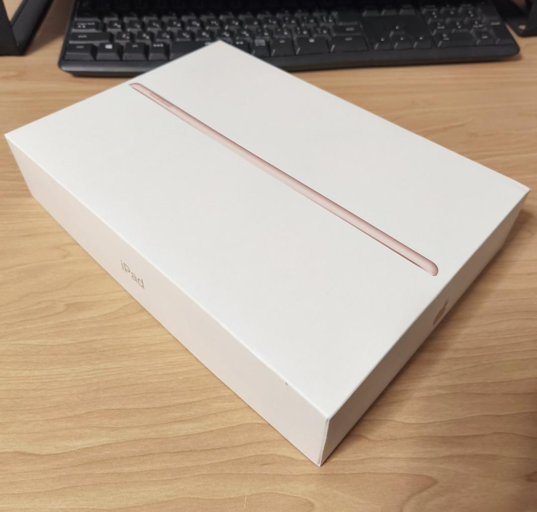 iPad 第8世代 128GB Wi‑Fiタイプ ゴールド　美品　元箱あり