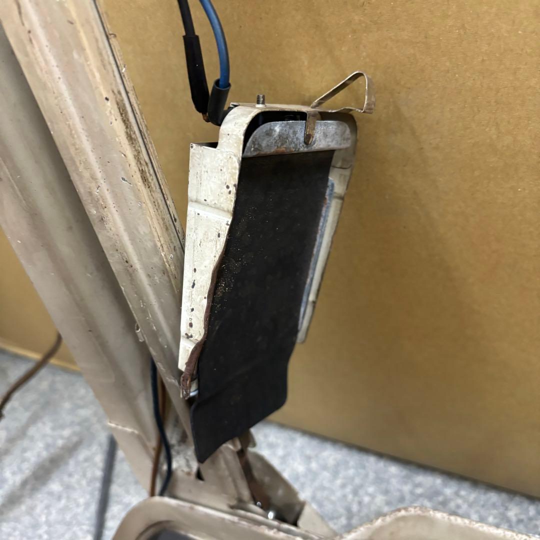 玉上げ機 パチンコ 大都 電動還元機