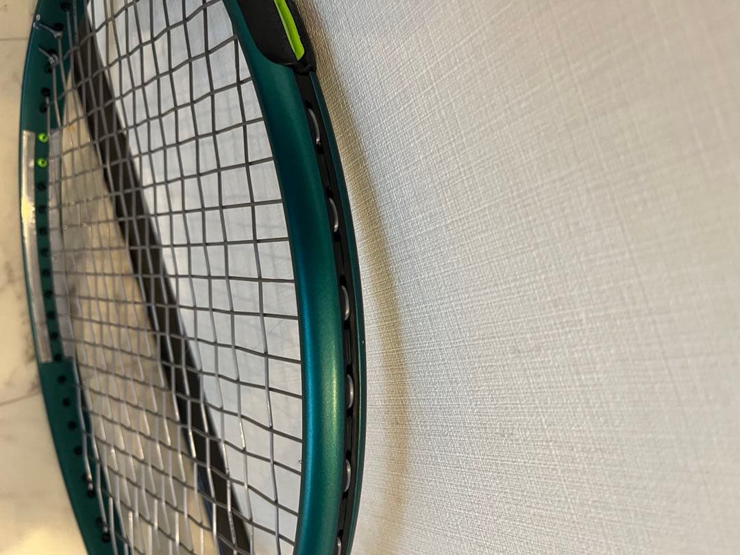 ウィルソン Blade 100 V9 G2 美品 中古 テニスラケット