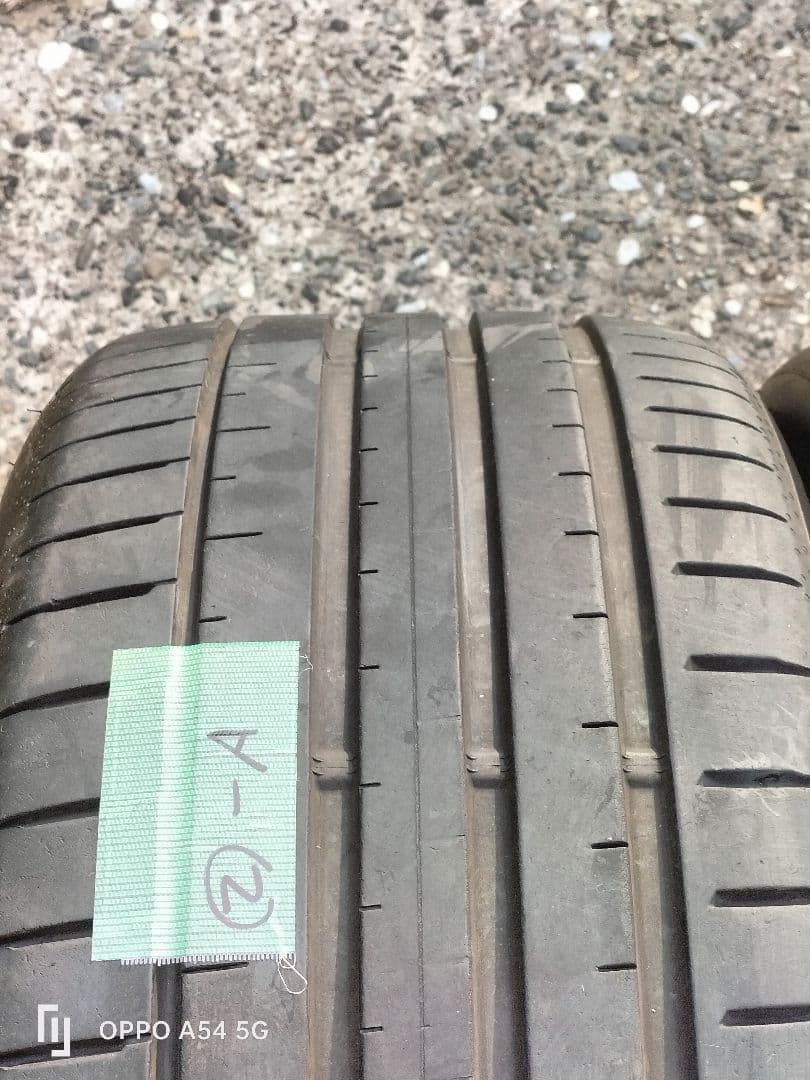 その② FALKEN AZENIS FK520L　245/40ZR18 2本
