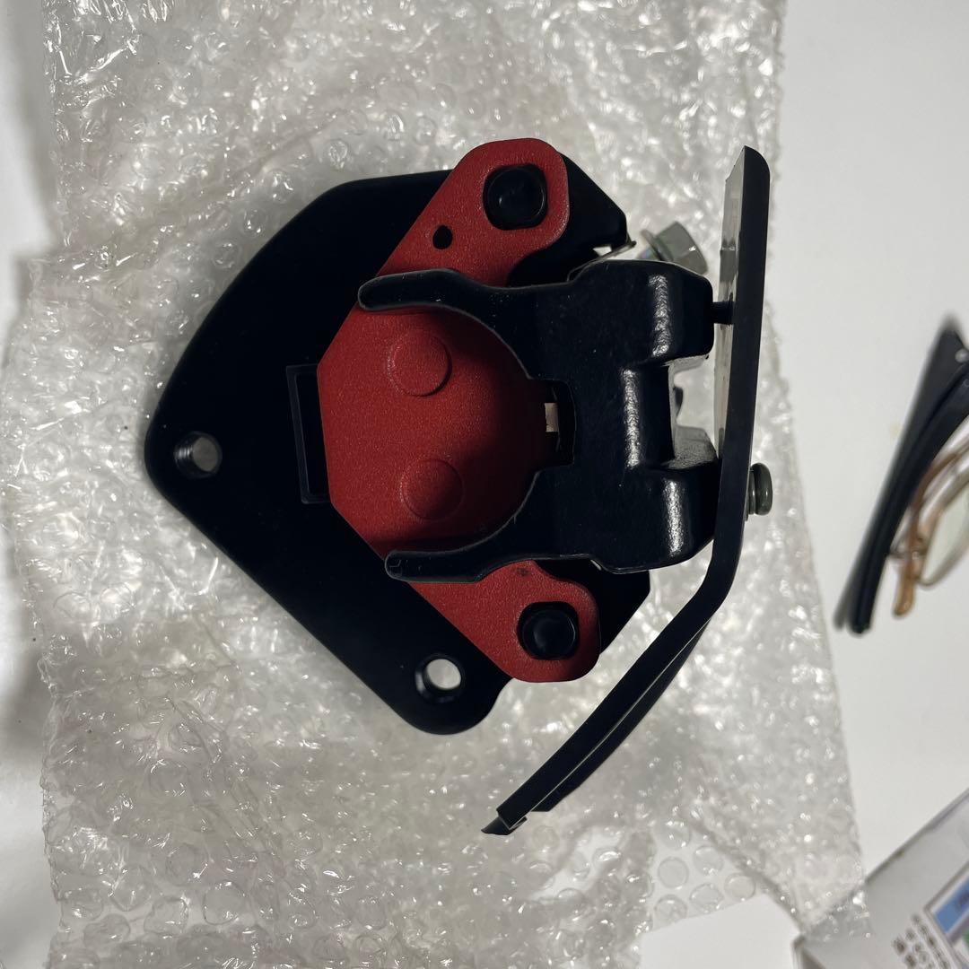GS400用キャリパー新品