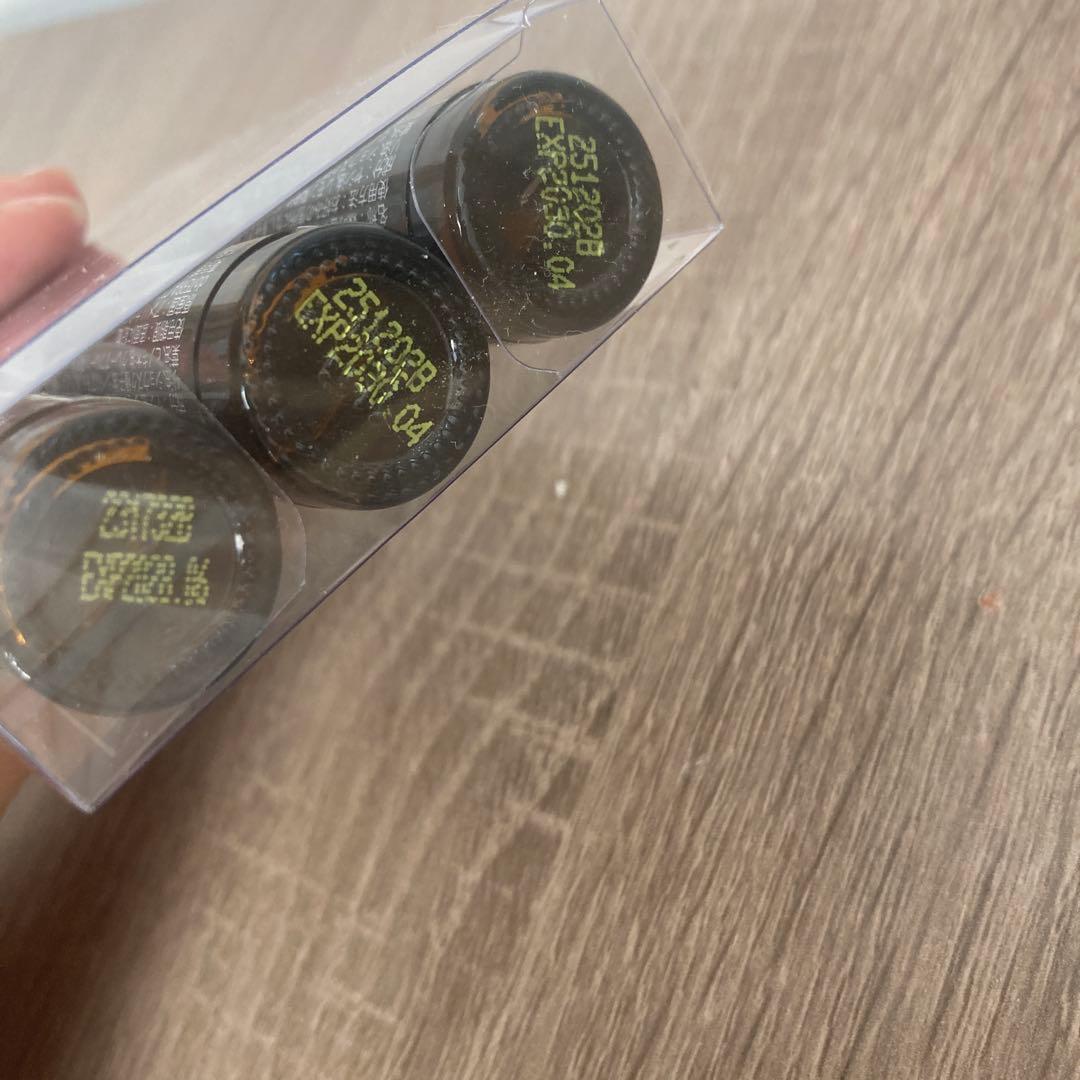値下げ　doTERRA ドテラ　森の音タッチ3本　マグノリアタッチ１本