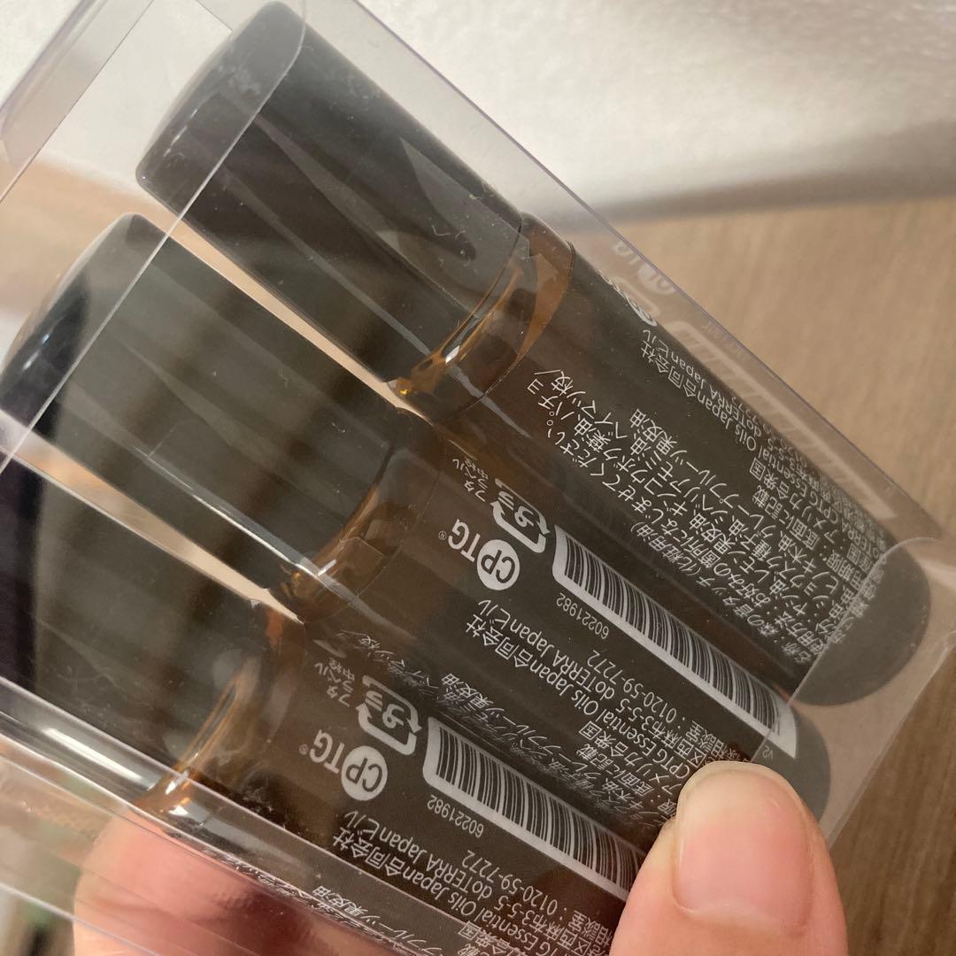 値下げ　doTERRA ドテラ　森の音タッチ3本　マグノリアタッチ１本