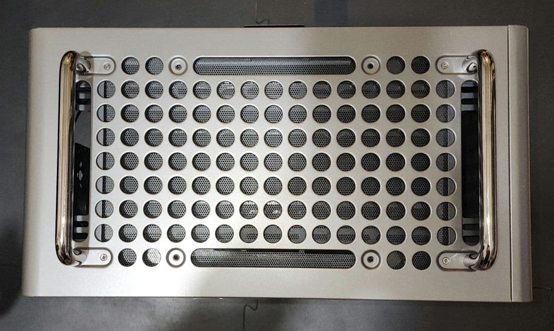 Cooler Master Qube 540 スターダストアイアン