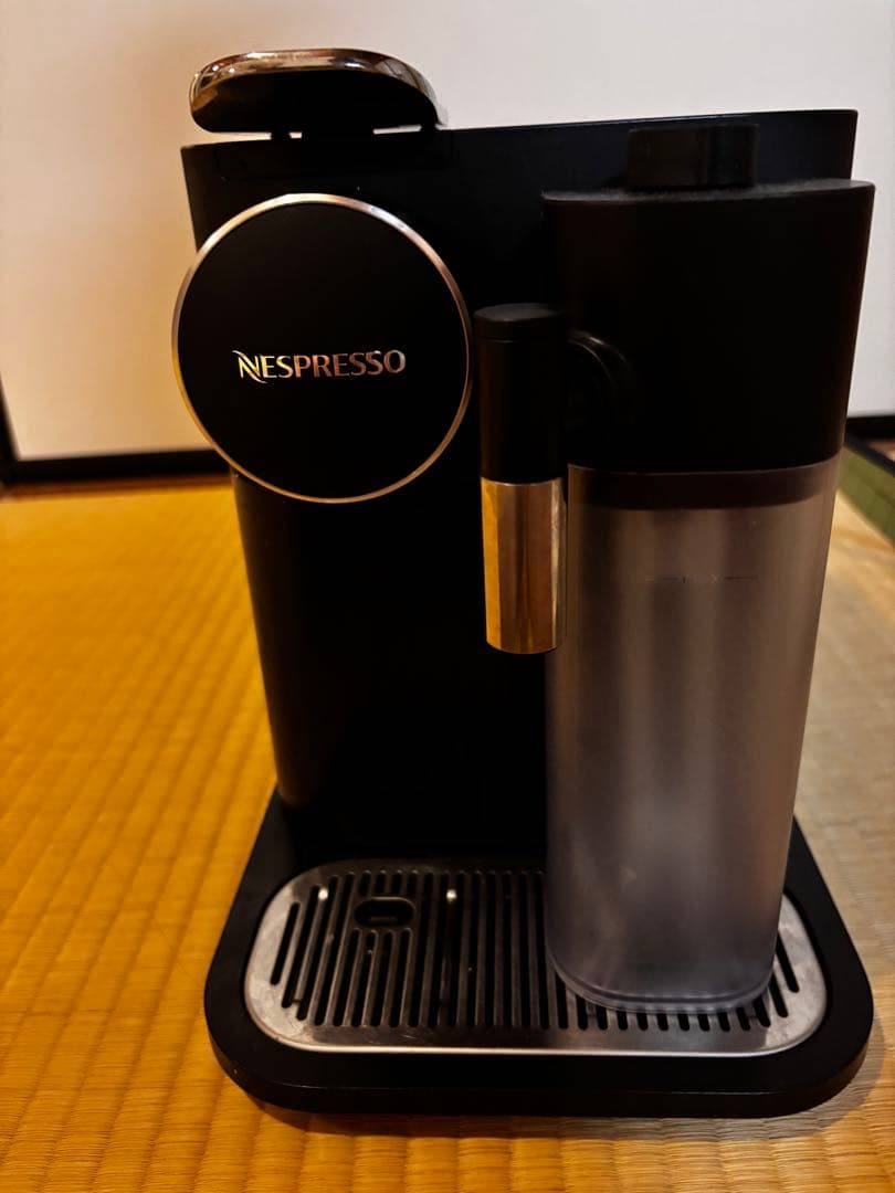 Nespressoネスプレッソ グラン ラティシマ F531