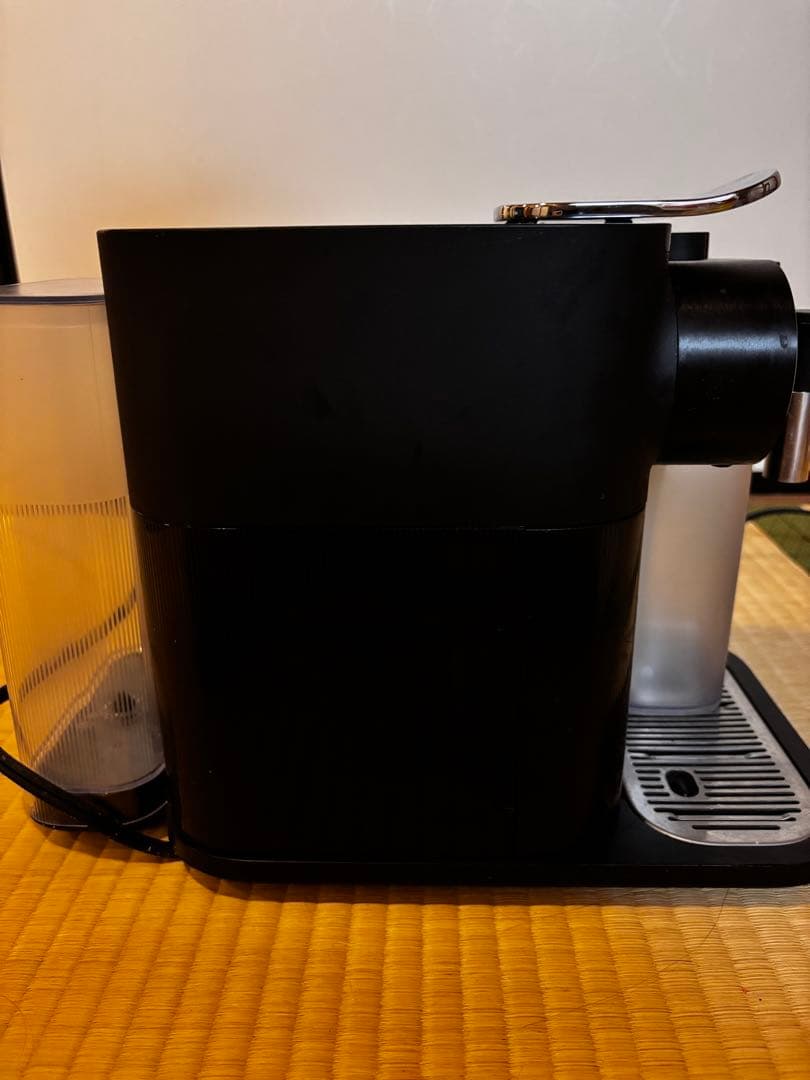 Nespressoネスプレッソ グラン ラティシマ F531