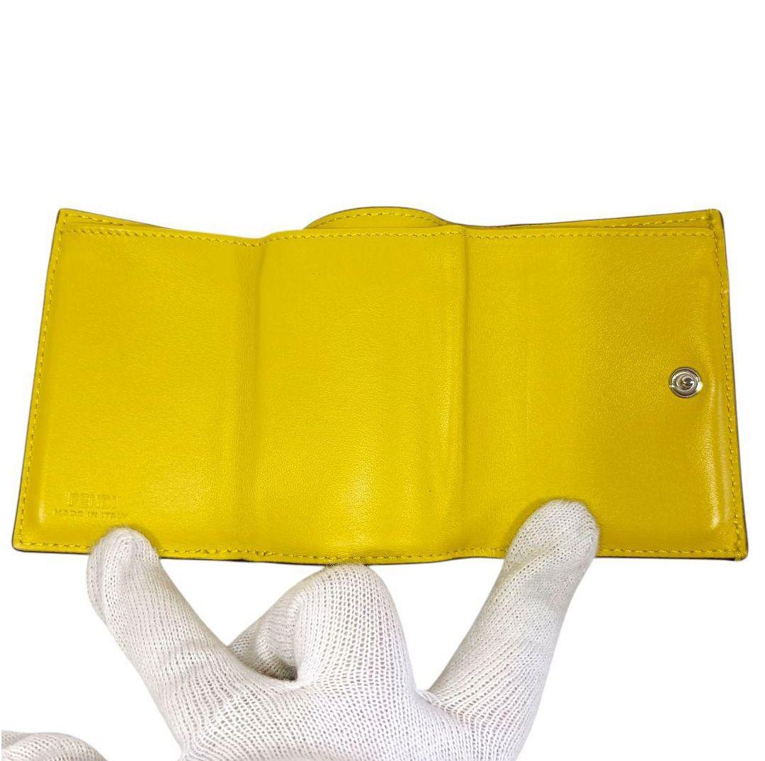 美品 正規品 箱付き FENDI フェンディ ミニ 折り財布 エフイズ 黄色 革