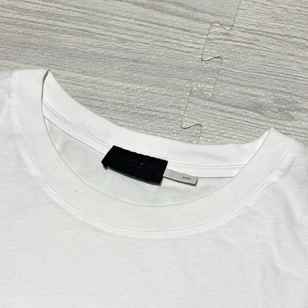 モンクレール　Tシャツ　サイズM ホワイト　黒ワッペン
