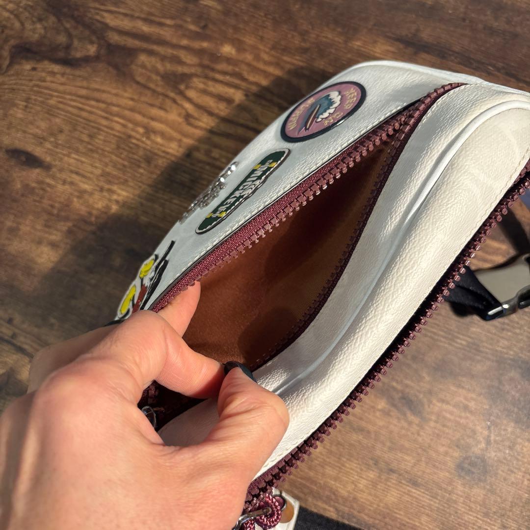 COACH ミッキーパッチ ボディバッグ