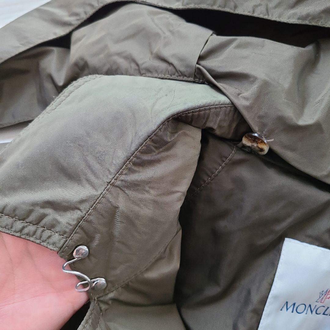 MONCLER　ショートトレンチ