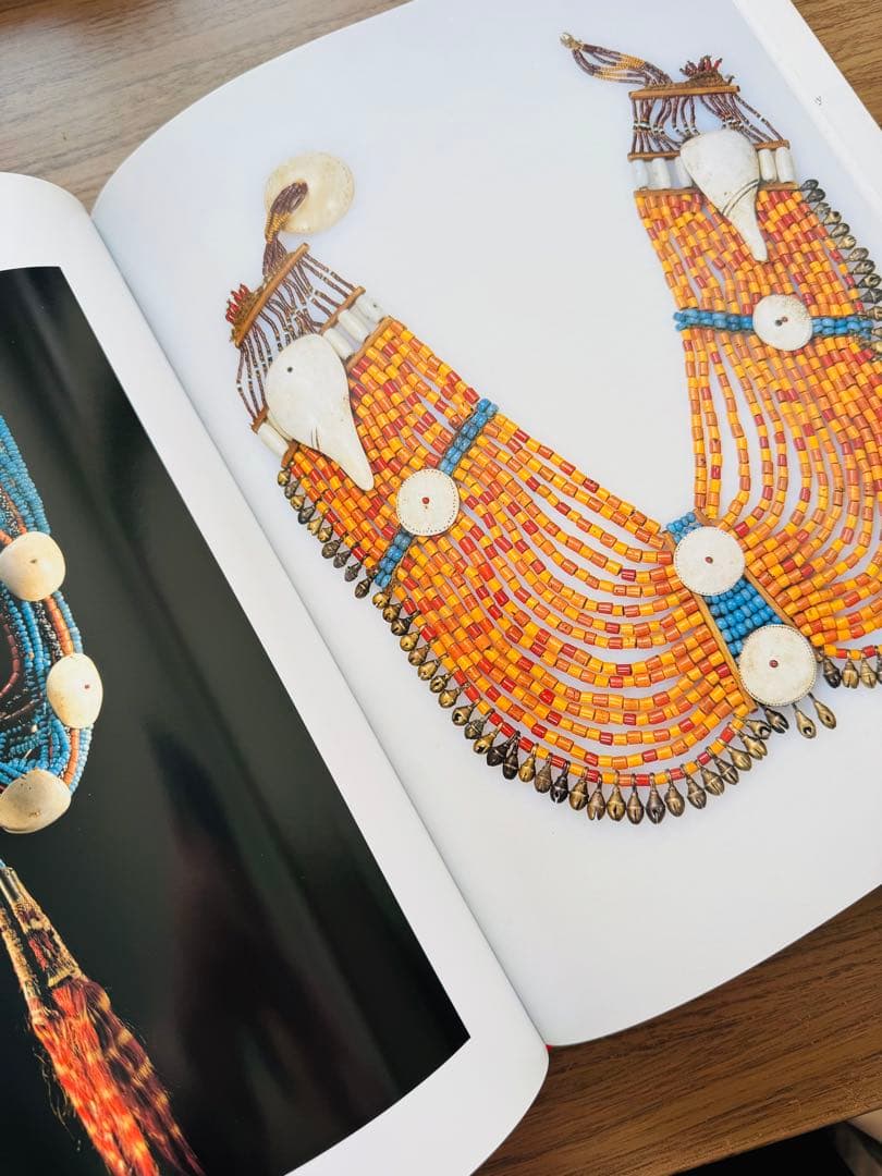 The History of Beads 洋書 ビーズの歴史 民族装身具資料集