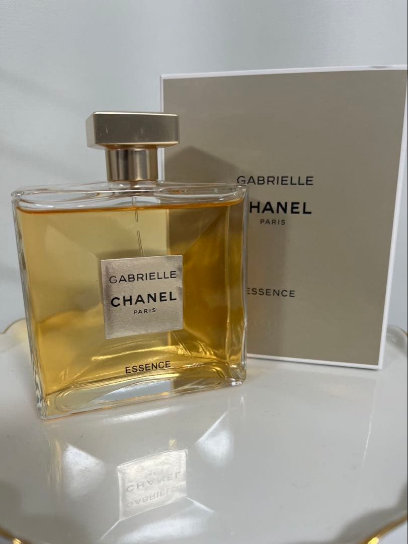 s*8様 CHANEL ガブリエルエッセンス 100ml