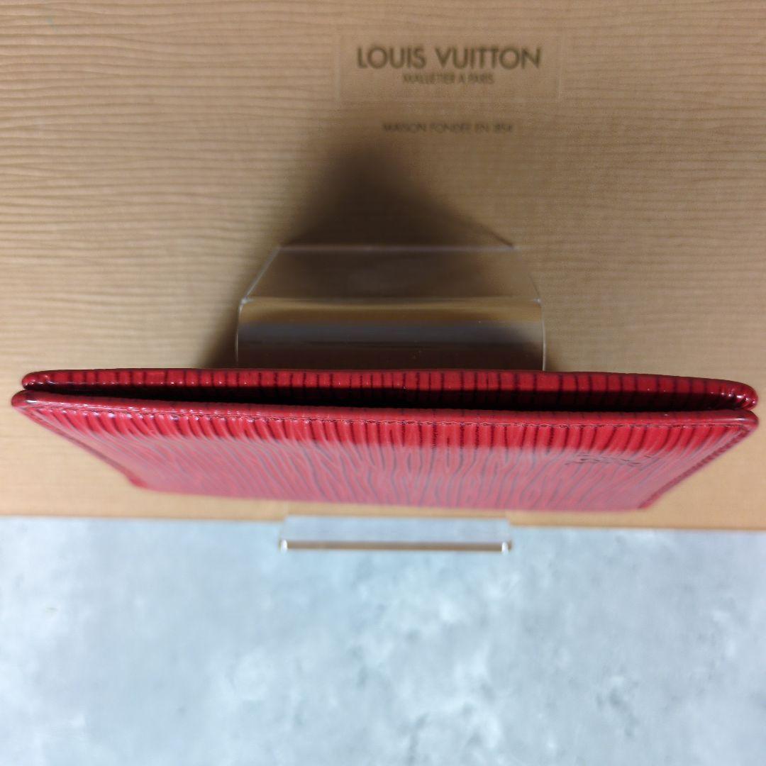 LOUIS VUITTONカードケース エピ オーガナイザー名刺入れ レッド