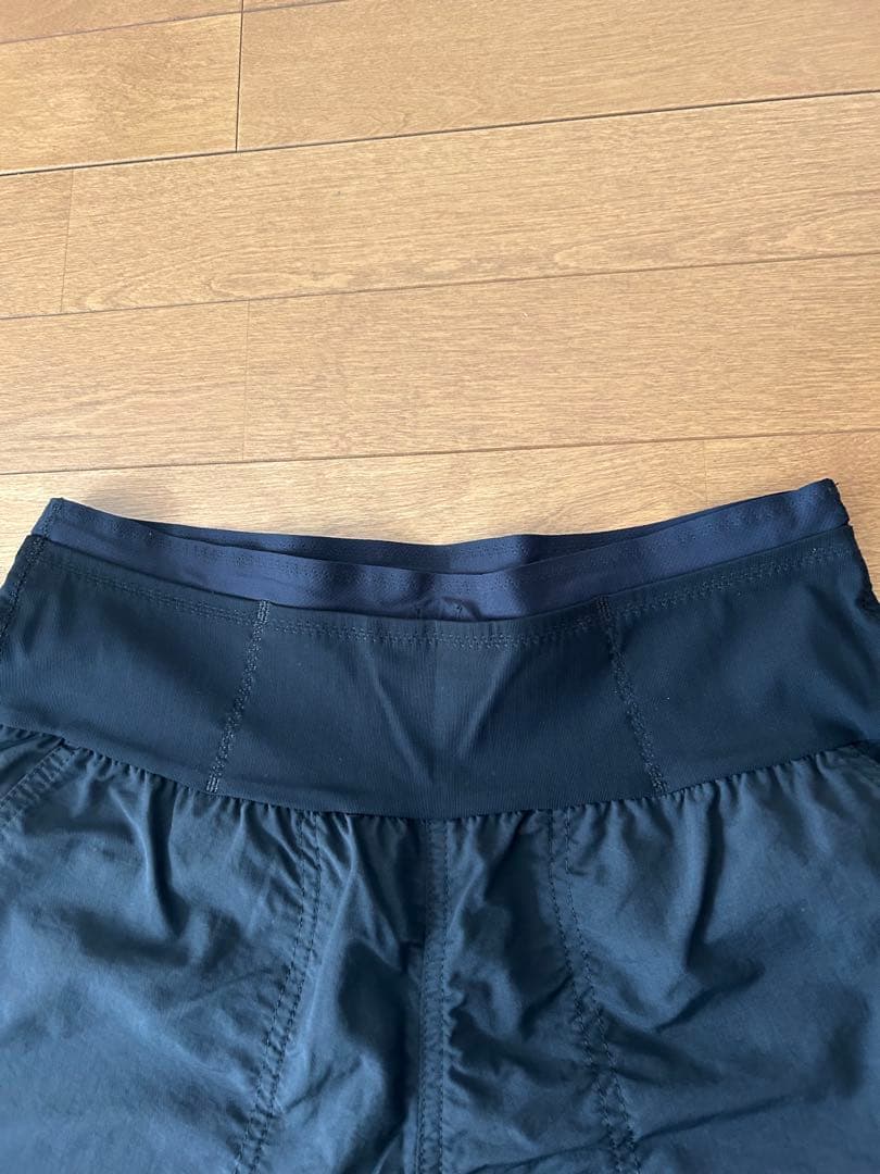 ノースフェイス　フリーランショーツ　M 未使用品 ブラック同色ロゴ