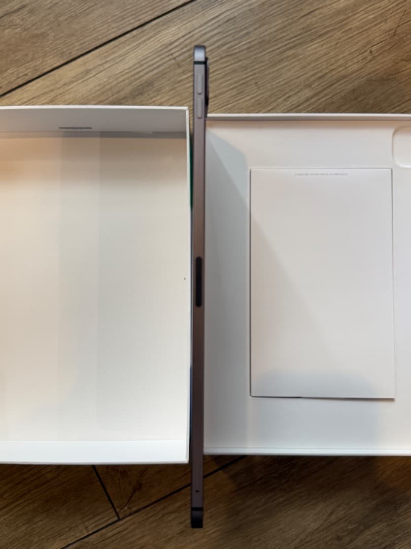 1TB iPad Pro 11インチ(第2世代) Magic Keybboard