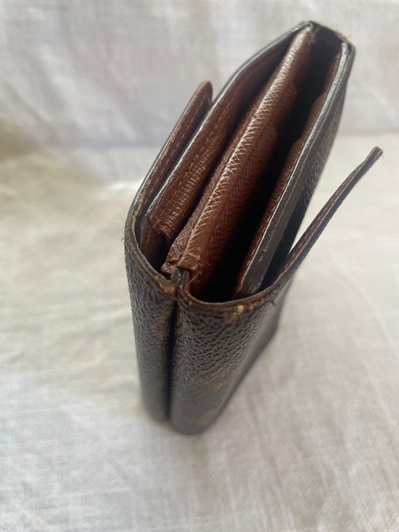 【正規品】ルイ・ヴィトン モノグラム 二つ折り財布