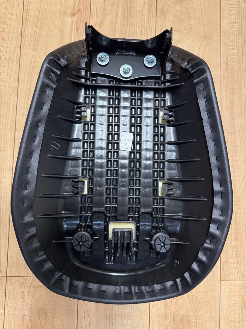 【美品】モンキー125 純正シート 2025 即取り外し 新品時のビニール付き