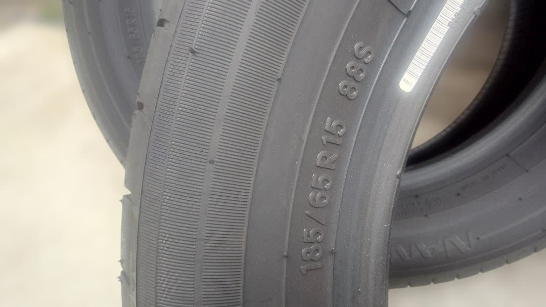 トーヨータイヤ185/65R15インチ サマータイヤ