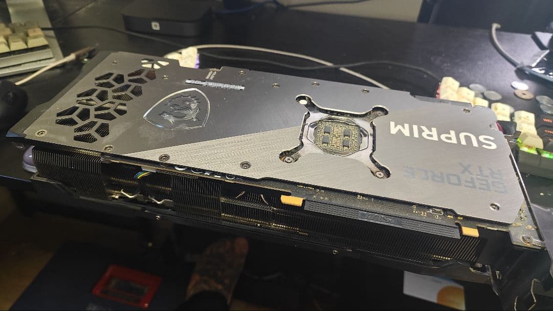 グラフィックボード・グラボ・ビデオカード MSI GeForce RTX 3090 Ti SUprim X