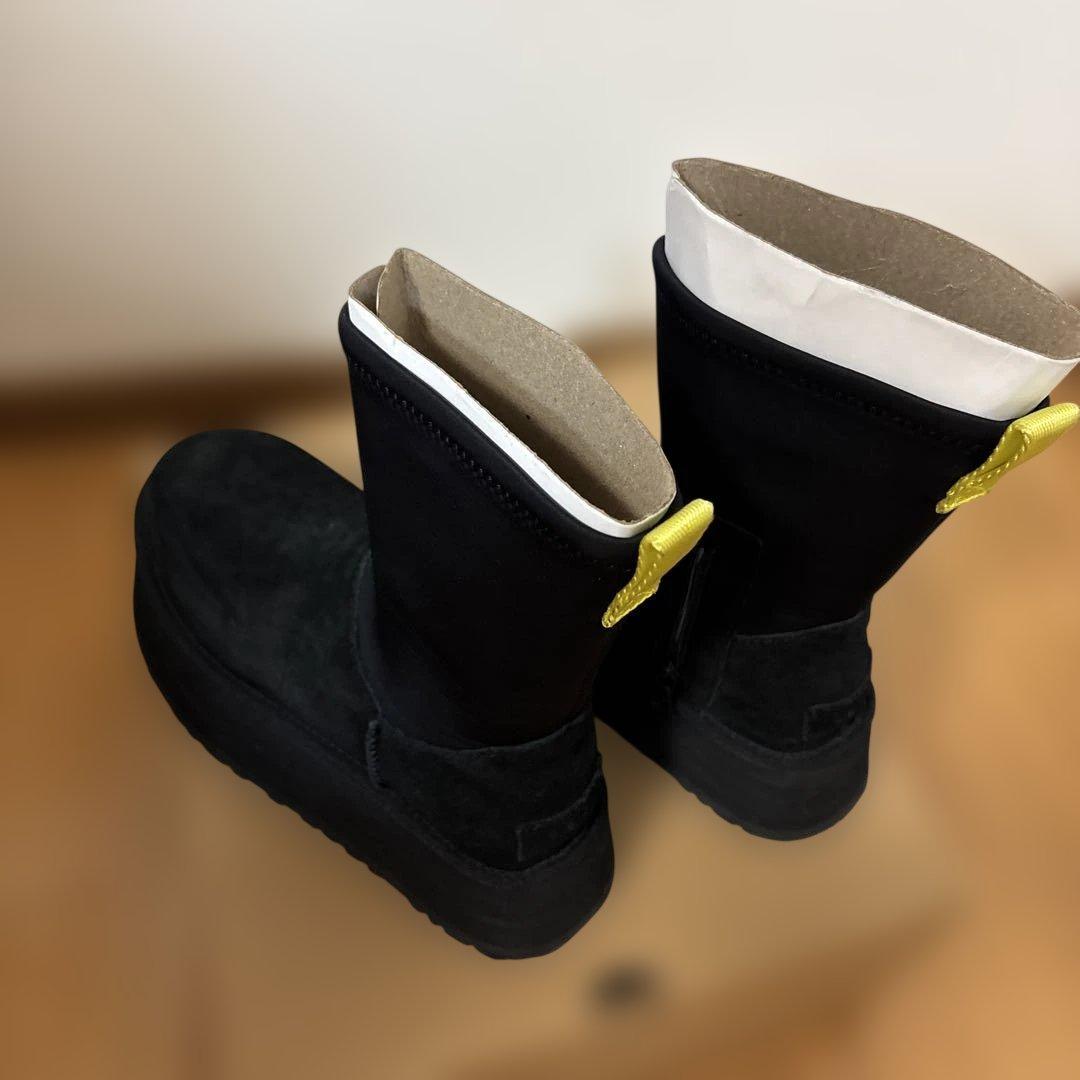 美品　UGG W CLASSIC DIPPER ブーツ