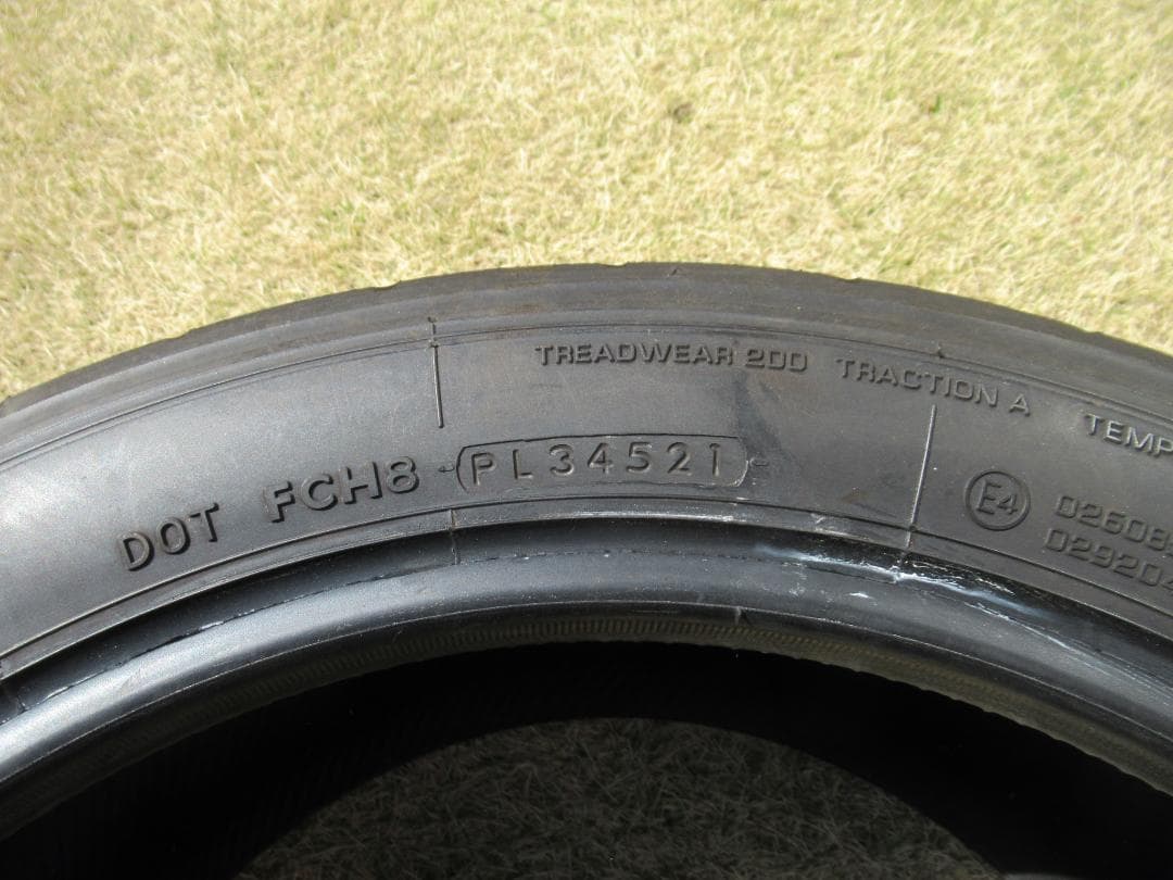 ☆送料無料 室内保管☆A052 225/45 R17インチ☆