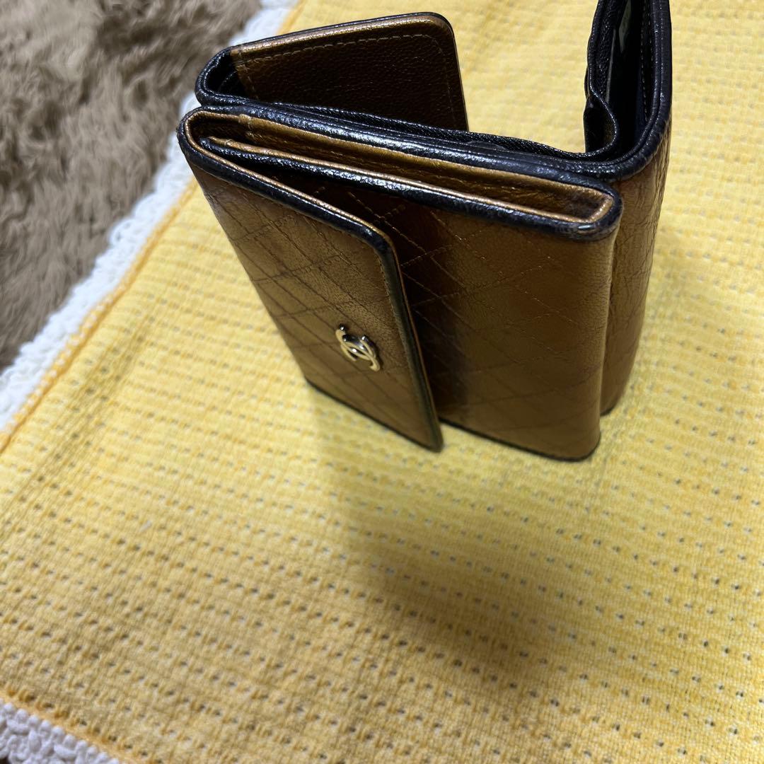 CHANEL三つ折り財布