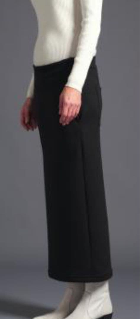 美品COGTHEBIGSMOKE　FIA SKIRT