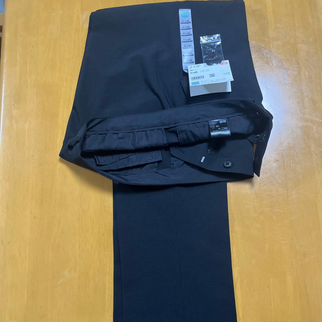 メンズ　UNIQLO ブラックスーツ Lサイズ➕白ワイシャツ