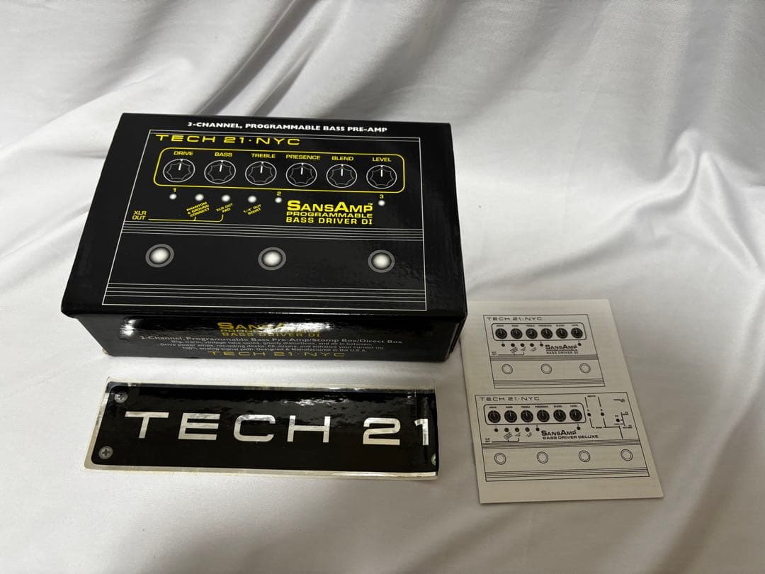 ベース TECH21 SansAmp Programmable BASS PRE-AMP