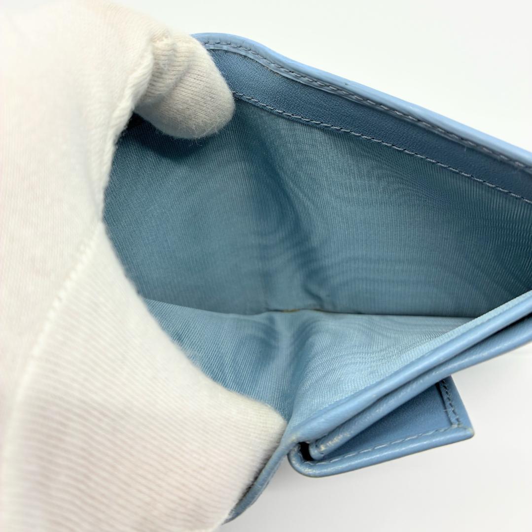 PRADA プラダ レザー 水色 二つ折り財布 A1364B3
