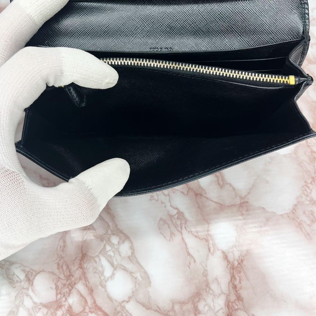 【極美品】PRADA 二つ折り財布 長財布75