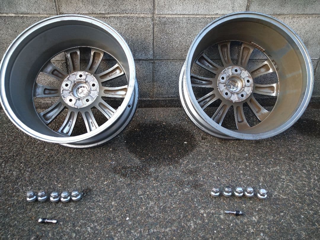 日産V37スカイライン純正17インチアルミホイール4本中2本セット②