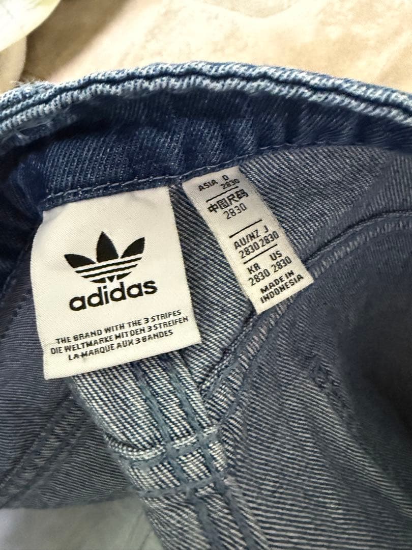 adidas アディカラー デニム スリーストライプス トラックパンツ