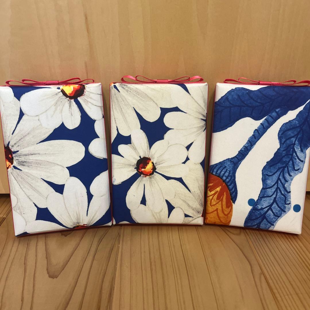 LUSH香水ギフト3セット