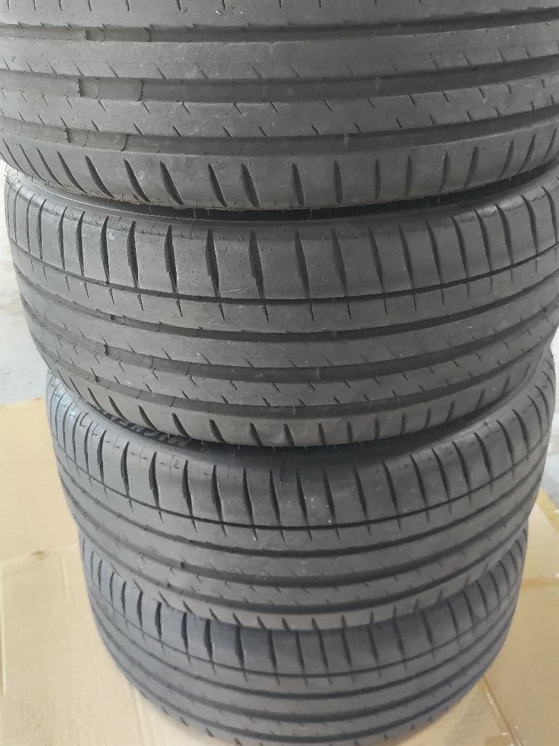 215/40R18 24年製 4本セット ミシュランパイロットスポーツ4
