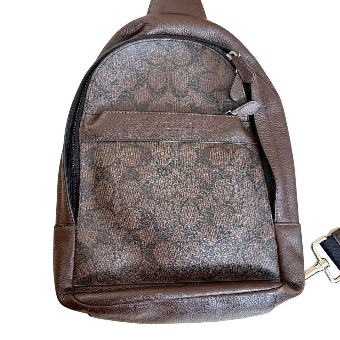 COACHショルダーバッグ　ボディバッグ