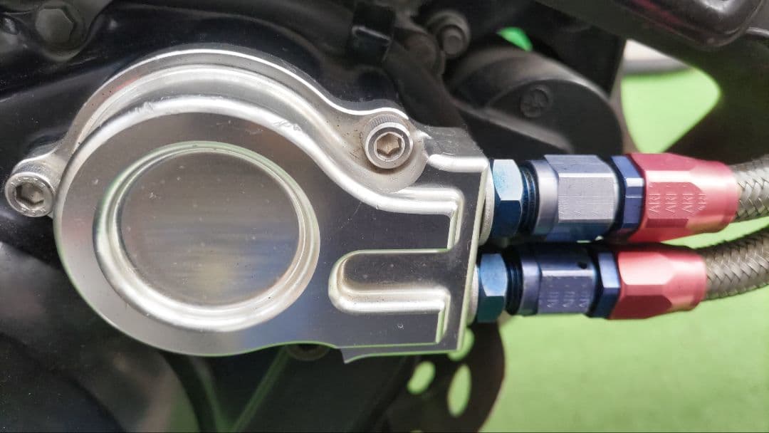 tw200 オーリンズ　オイルクーラー
