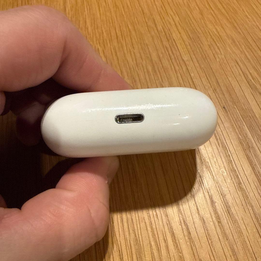 AirPods本体 ホワイト USB-C充電ポート