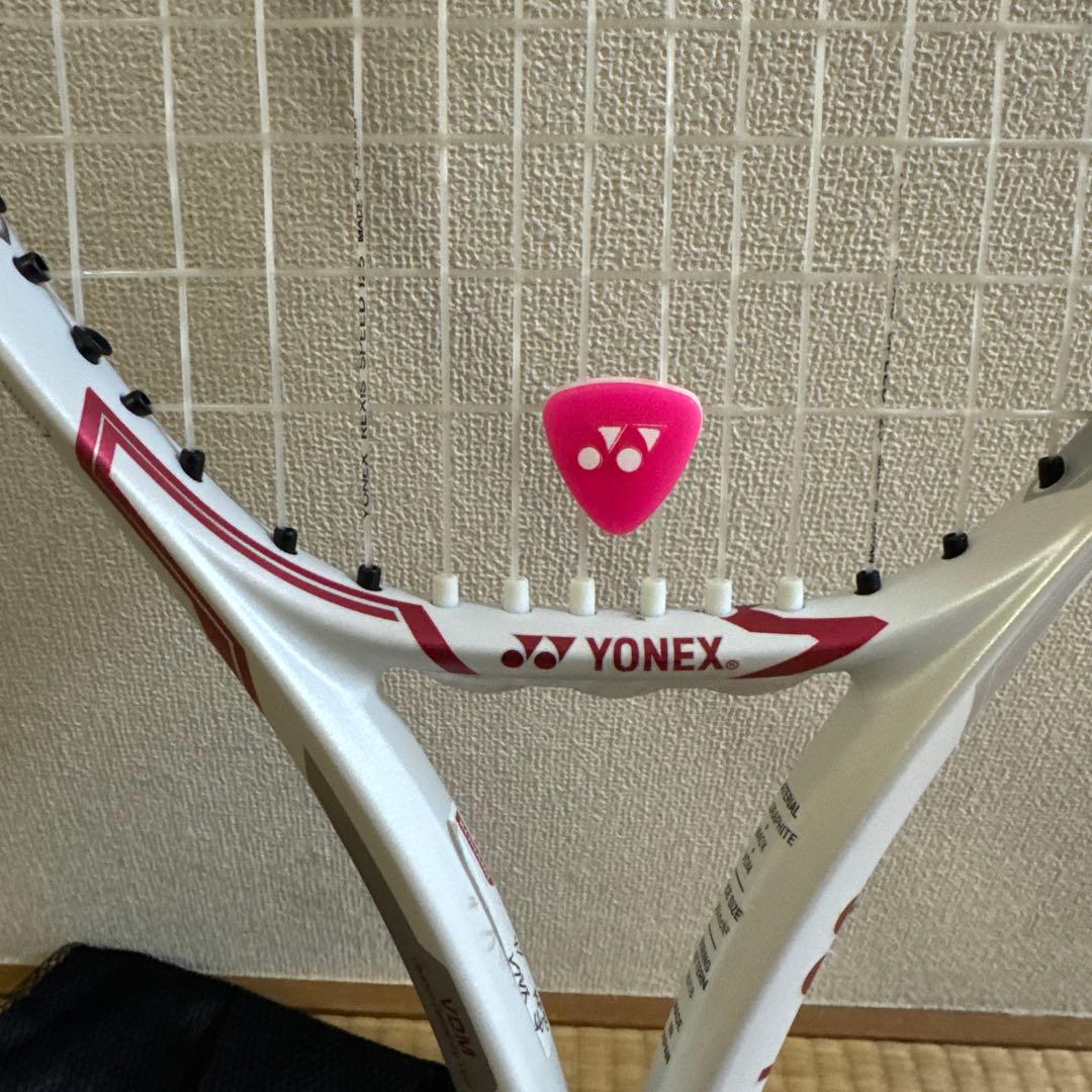YONEX EZONE 100SL ホワイト×レッドピンク